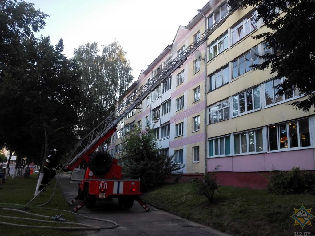 В Мозыре при пожаре в квартире на пятом этаже погиб мужчина