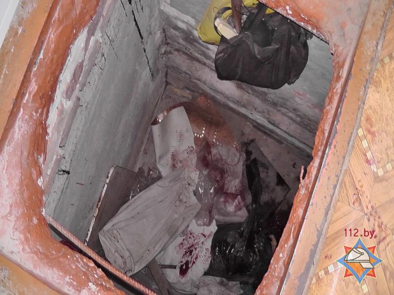 В центре Гомеля 87-летняя старушка упала в подвал и распорола ногу