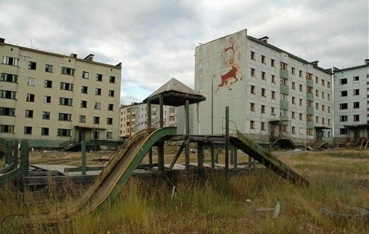 В Гомельской области выявлено более 50 зданий, потенциально опасных для детей