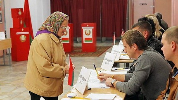 За четыре дня досрочного голосования на участки пришли почти треть избирателей Гомельщины
