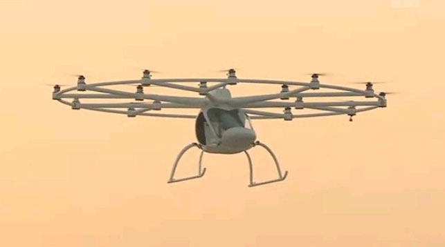 В Дубае прошли испытания беспилотного летающего такси 