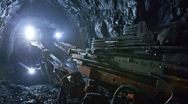 В Грузии при обрушении шахты погибли горняки