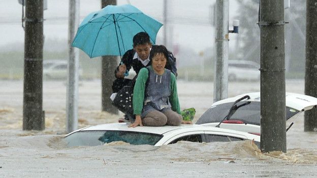 В Японии из-за наводнений эвакуированы более 90 тысяч человек