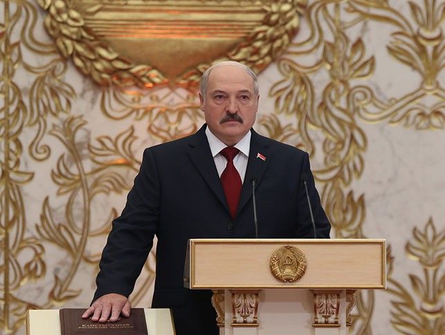 Президент Беларуси официально вступил в должность