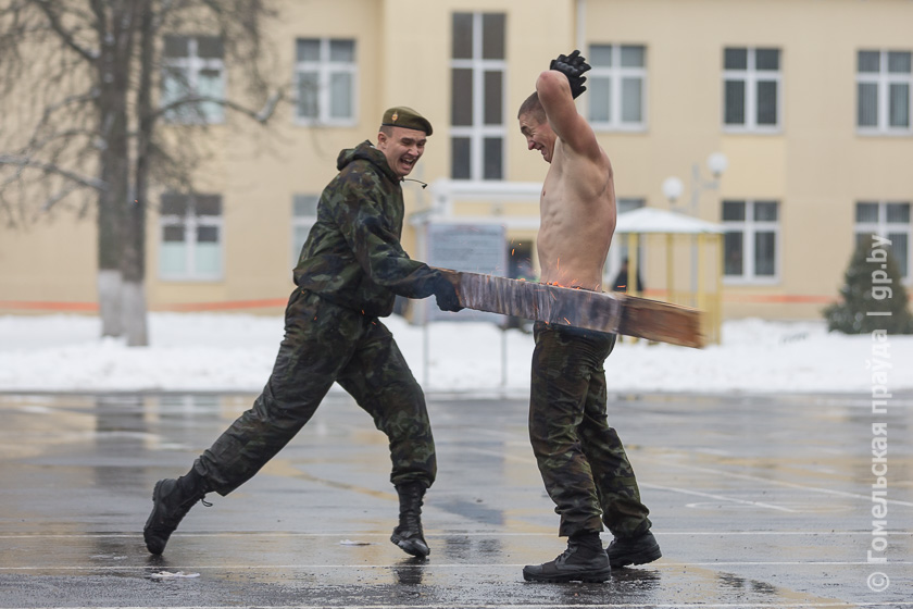 Гомельская область военное положение. ВЧ 05525. Военная часть Гомель что это. В Ч 5525 Гомель конвой 7ср.