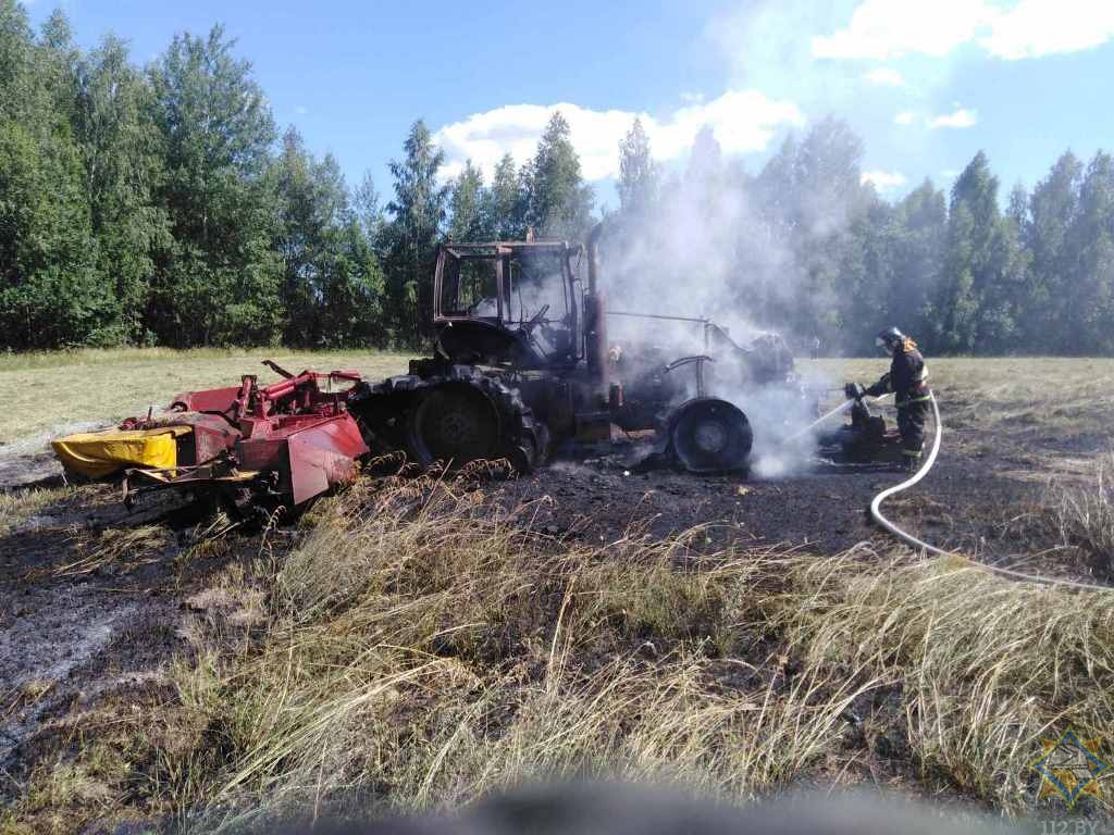 В Буда-Кошелевском районе спасатели ликвидировали возгорание трактора