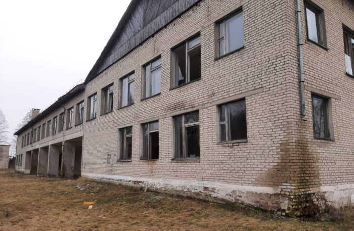 ИП приобрел здание школы за одну базовую. В итоге пришлось вернуть государству 870 тысяч рублей
