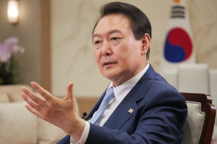 Администрация южнокорейского президента подаст заявление в полицию из-за слухов о посещении гадалки