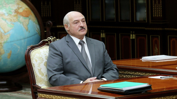 Должен быть железный порядок: Лукашенко обозначил задачи новому помощнику по Гомельской области