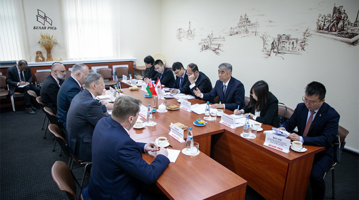 Белорусская партия "Белая Русь" и ЦК Компартии Китая намерены подписать меморандум о сотрудничестве