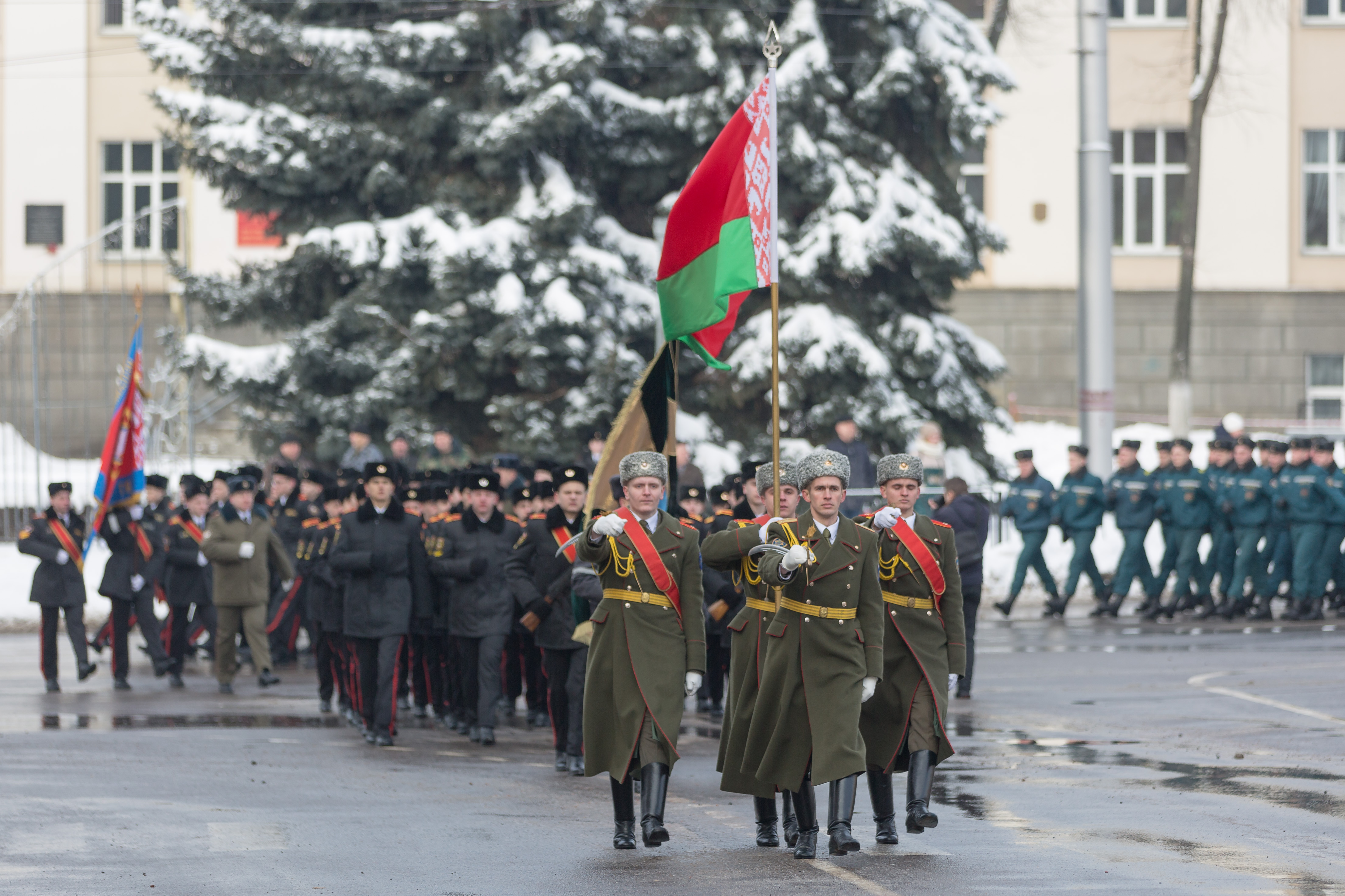 Беларусь 23. Празднование 23 февраля в Белоруссии. С днем защитника Отечества Беларусь. Белорусские защитники. Как отмечают 23 февраля в Беларуси.