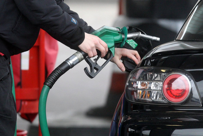 Автомобильное топливо дорожает в Беларуси с 5 мая