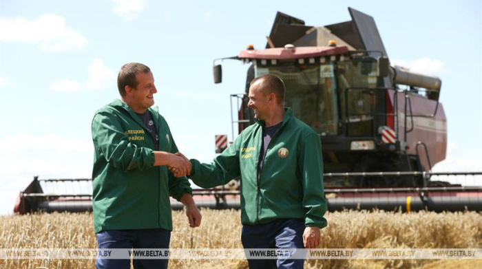 Проект "Молодежь - за урожай" стартовал в Беларуси