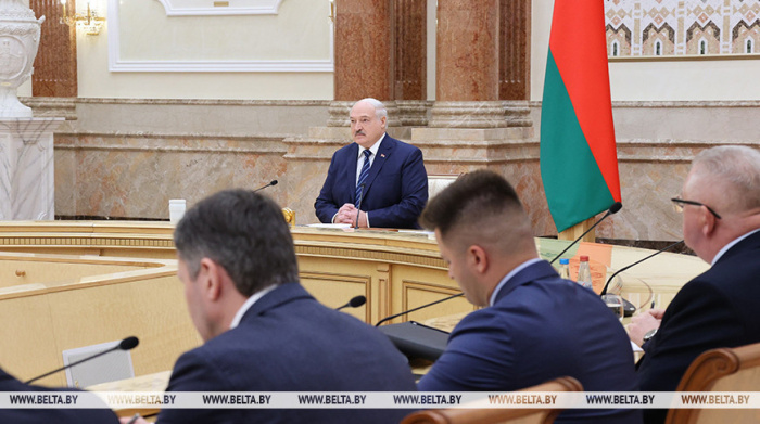 Лукашенко: без науки и образования не может быть никакого качества
