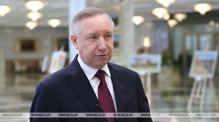 Губернатор Санкт-Петербурга встретился в Минске с блокадниками и передал им пожелания от Лукашенко и Путина