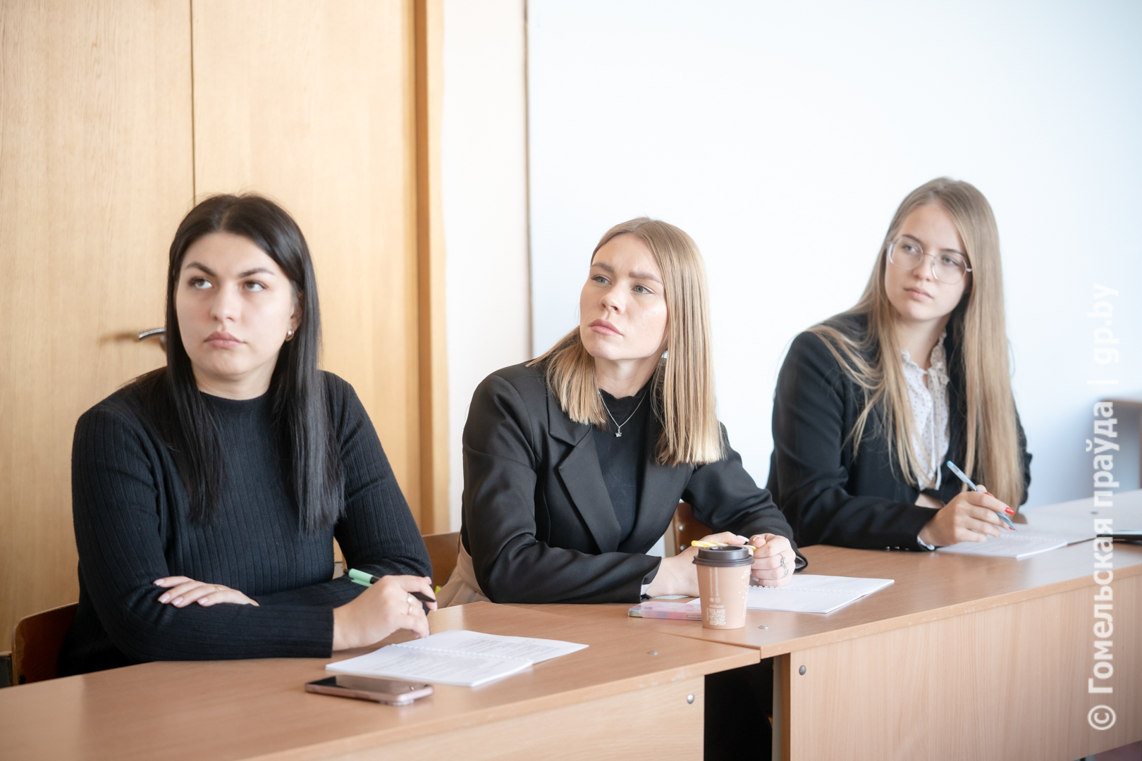 Искусство публичного выступления и техника речи: в ГГУ имени Ф. Скорины прошел семинар проекта «Юни-SMART» 