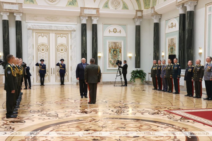 "Пока взаимности не видим". Лукашенко о предложениях по урегулированию отношений с Польшей и Литвой