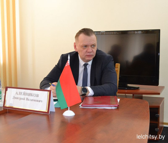 Заместитель председателя облисполкома Дмитрий Алейников провёл прямую линию и приём граждан в Лельчицах