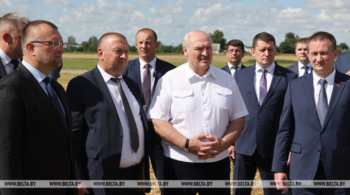 Лукашенко ответил тем "деятелям", которые недовольны сдерживанием цен на продукты питания