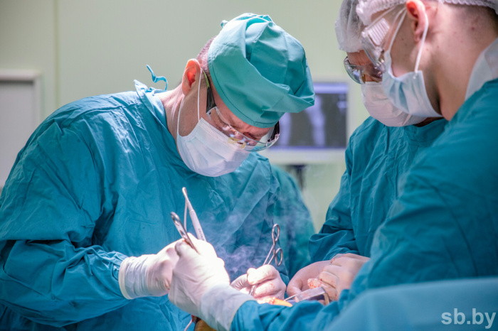 В Беларуси впервые имплантировали клапан легочной артерии, который самостоятельно раскрывается в организме
