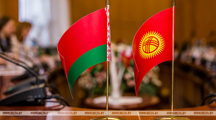 Лукашенко заявил о необходимости наращивать товарооборот с Кыргызстаном