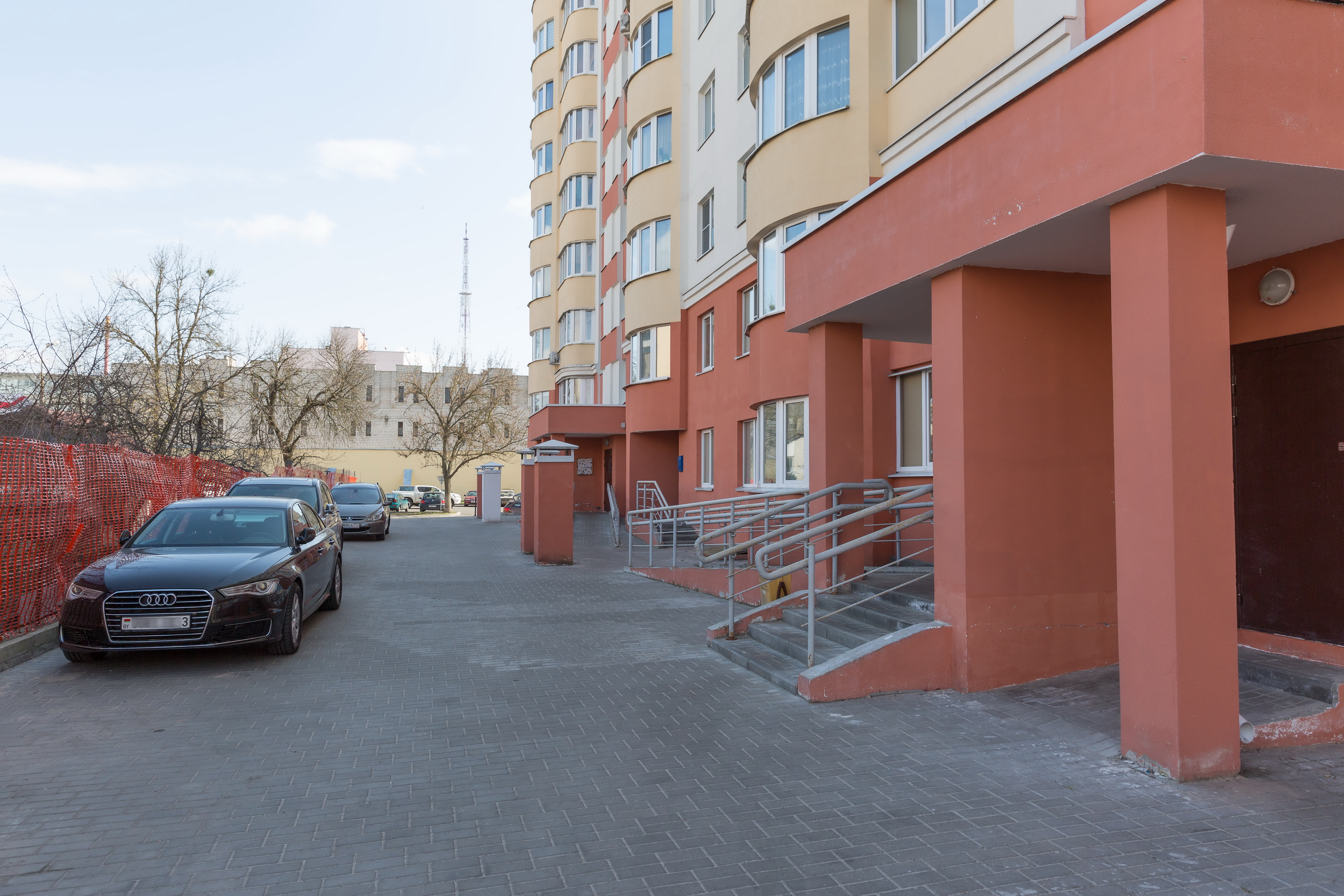 Вносили в кассу миллиарды рублей, но квартир не получили: подробности по делу «ЦентрЛизинга»