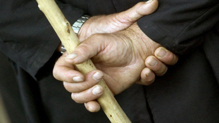 Жлобинчанин деревянным брусом замахивался на сотрудников органов принудительного исполнения