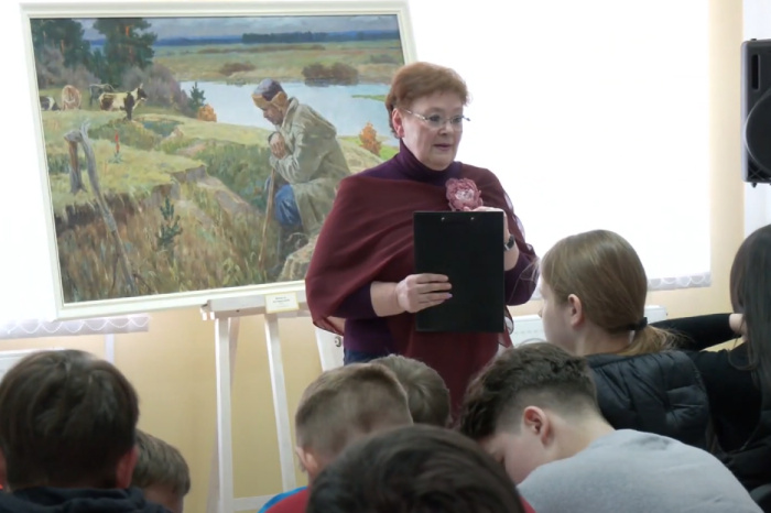 В Гомеле проходит выставка, картины для которой писали свидетели и участники Великой Отечественной войны