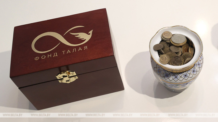 Гомельская область передала около 100 кг монет фонду Талая для памятного знака в Бресте