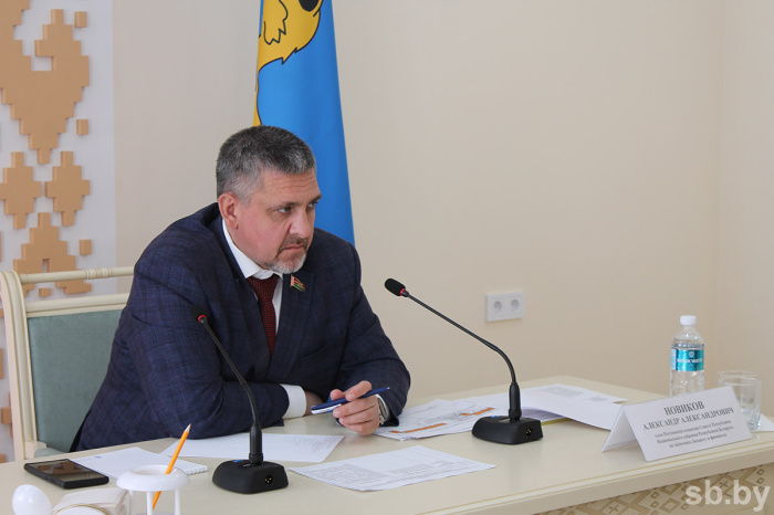 Член Совета Республики Александр Новиков провел прием граждан в Гомеле