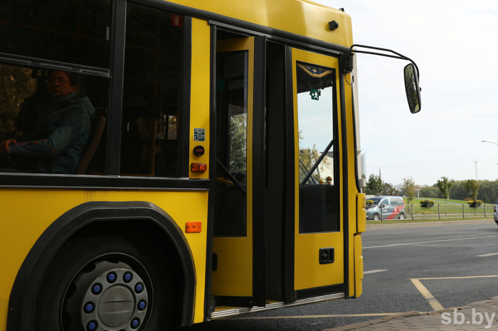 В Гомеле скорректировали движение автобуса до аэропорта с учетом новых рейсов