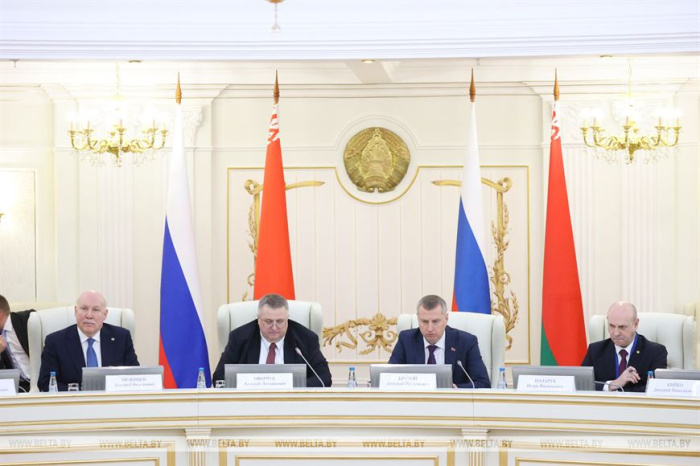 Крутой: союзные программы Беларуси и России реализованы на 71%
