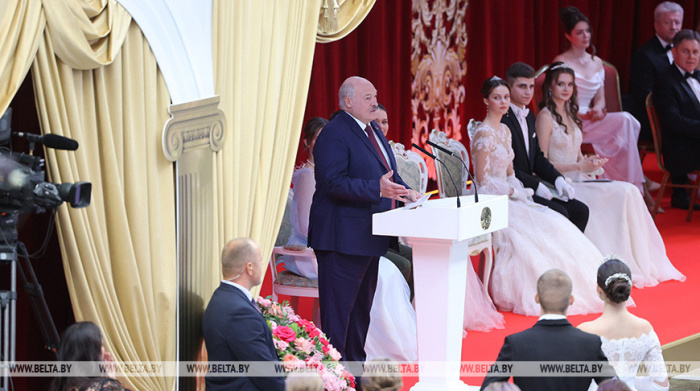 Глава государства рассказал поучительную историю с саммита в Санкт-Петербурге