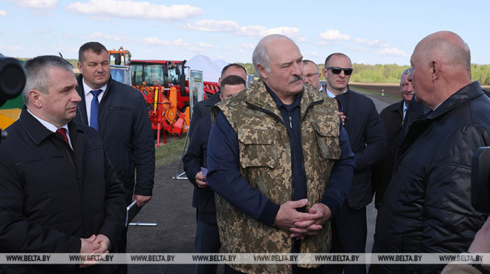 Лукашенко: будет вам мир, не волнуйтесь