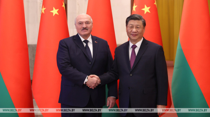 Лукашенко уверен в продолжении плодотворных контактов между Минском и Пекином