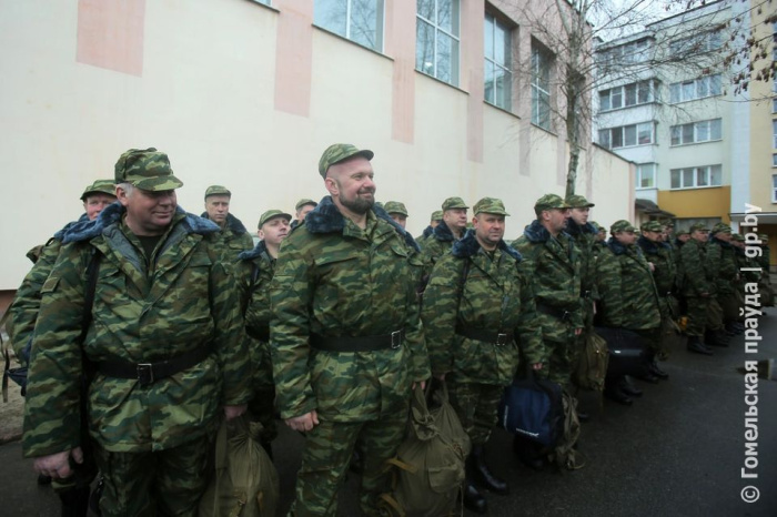 Учения запаса: как в Рогачевском районе проходят военные сборы