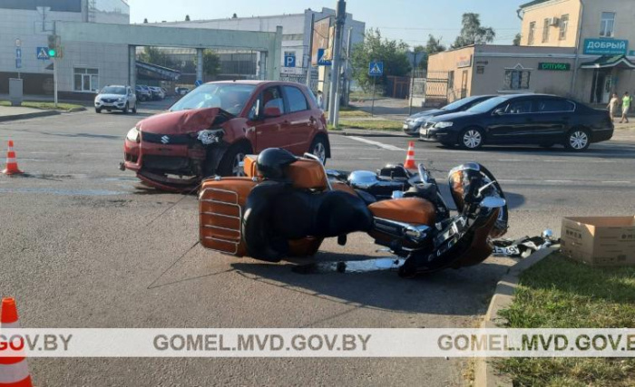 В Гомеле в результате ДТП пострадал мотоциклист