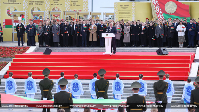 Выступление Президента Беларуси Александра Лукашенко на торжественной церемонии чествования государственных символов
