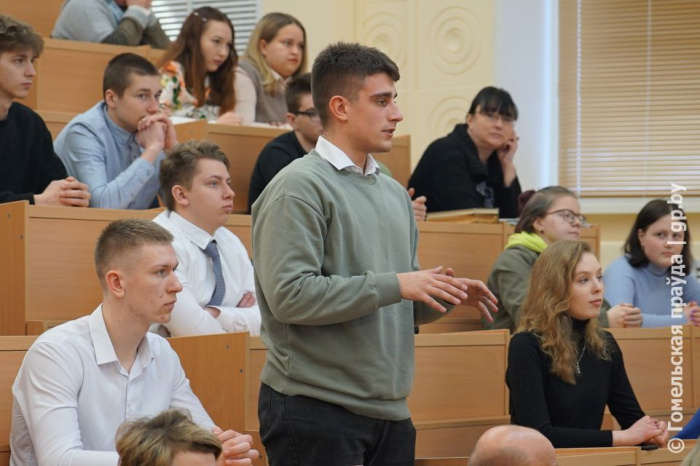 Более 600 учащихся и студентов стали участниками «Зачетного разговора» в Гомеле 