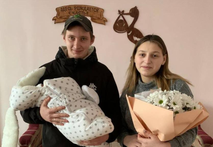Их дочка будет счастливой. Василисе из Светлогорска посчастливилось родиться в самый мистический день в году – 29 февраля