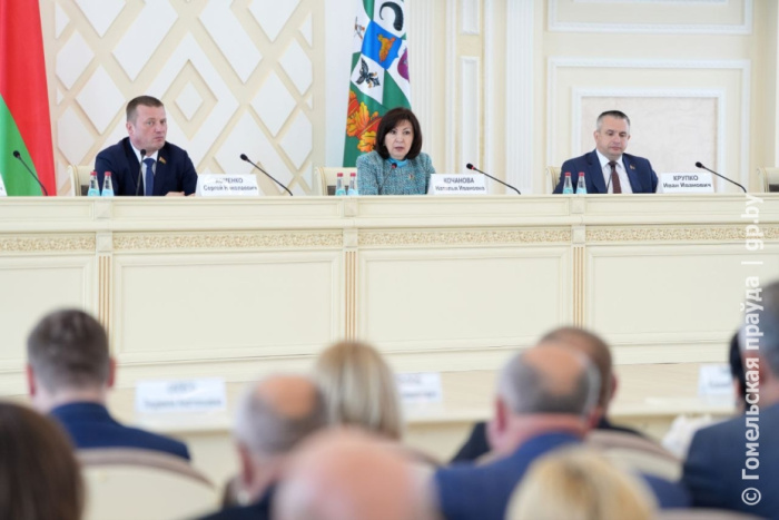 Не наших вопросов для нас нет: в облисполкоме проходит выездное расширенное заседание Президиума Совета Республики Национального собрания Республики Беларусь