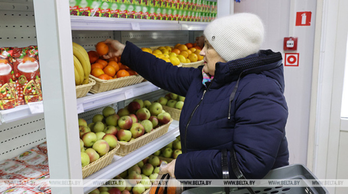 Розничный товарооборот в Беларуси за январь вырос на 9,9%