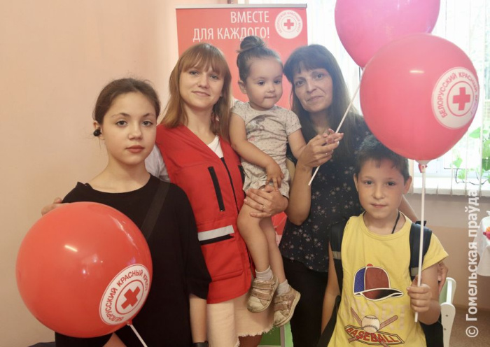 В Гомеле Красный Крест провел благотворительную акцию «Соберем детей в школу» (будет дополнено)