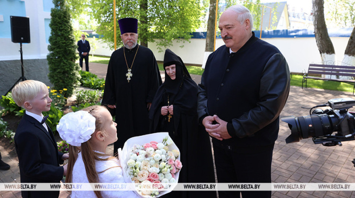 "Он у нас был в сердцах". Лукашенко о светлом празднике Пасхи и воспоминаниях детства