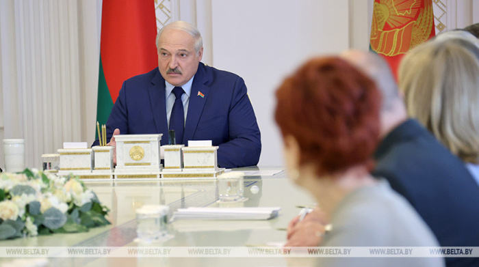 Александр Лукашенко: лучшие зарубежные образцы надо тащить сюда