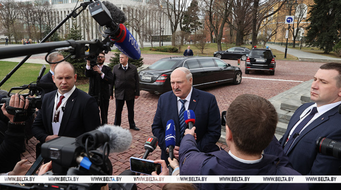 Президент Беларуси рассказал, что накануне по приглашению Путина встретился с членами Совбеза России