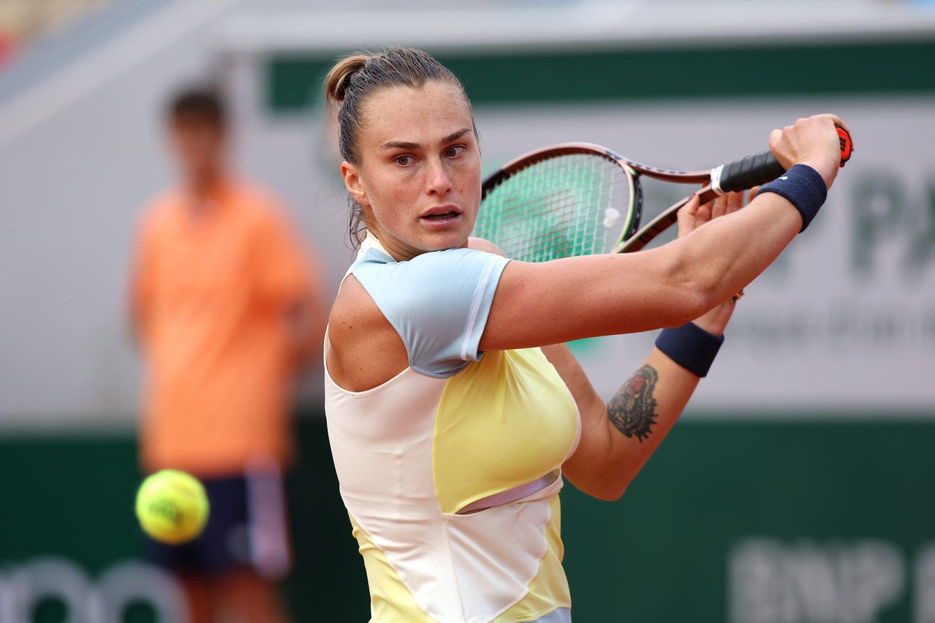Арина Соболенко пробилась в четвертьфинал в Риме. Виктория Азаренко тоже идет дальше