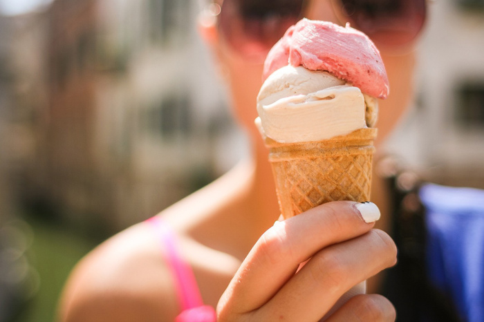 Как часто и сколько мороженого можно есть без вреда для здоровья — отвечает специалист по питанию
