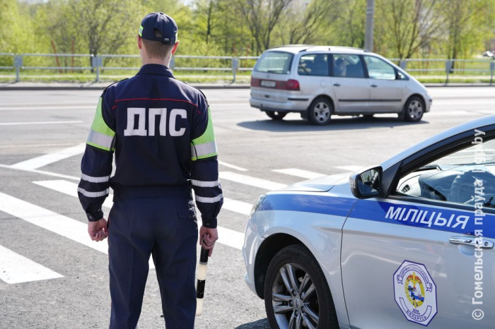 За прошедшие выходные ГАИ Гомельской области задержала 30 бесправников и 11 нетрезвых водителей  