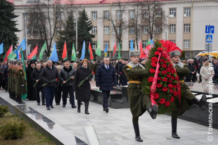 Символ подвига и величия страны: на Гомельщине отпраздновали День защитников Отечества и Вооруженных Сил Беларуси
